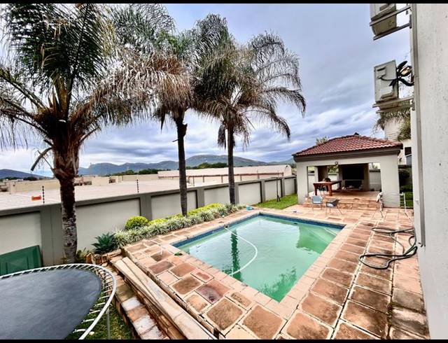 4 BEDROOM HOUSE FOR SALE IN XANADU ECO PARK